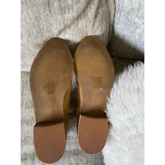 Mi.iM Gold Textured Calf Hair Western Leather Ankle Slip On Booties Sz-8 - Picture 10 of 12